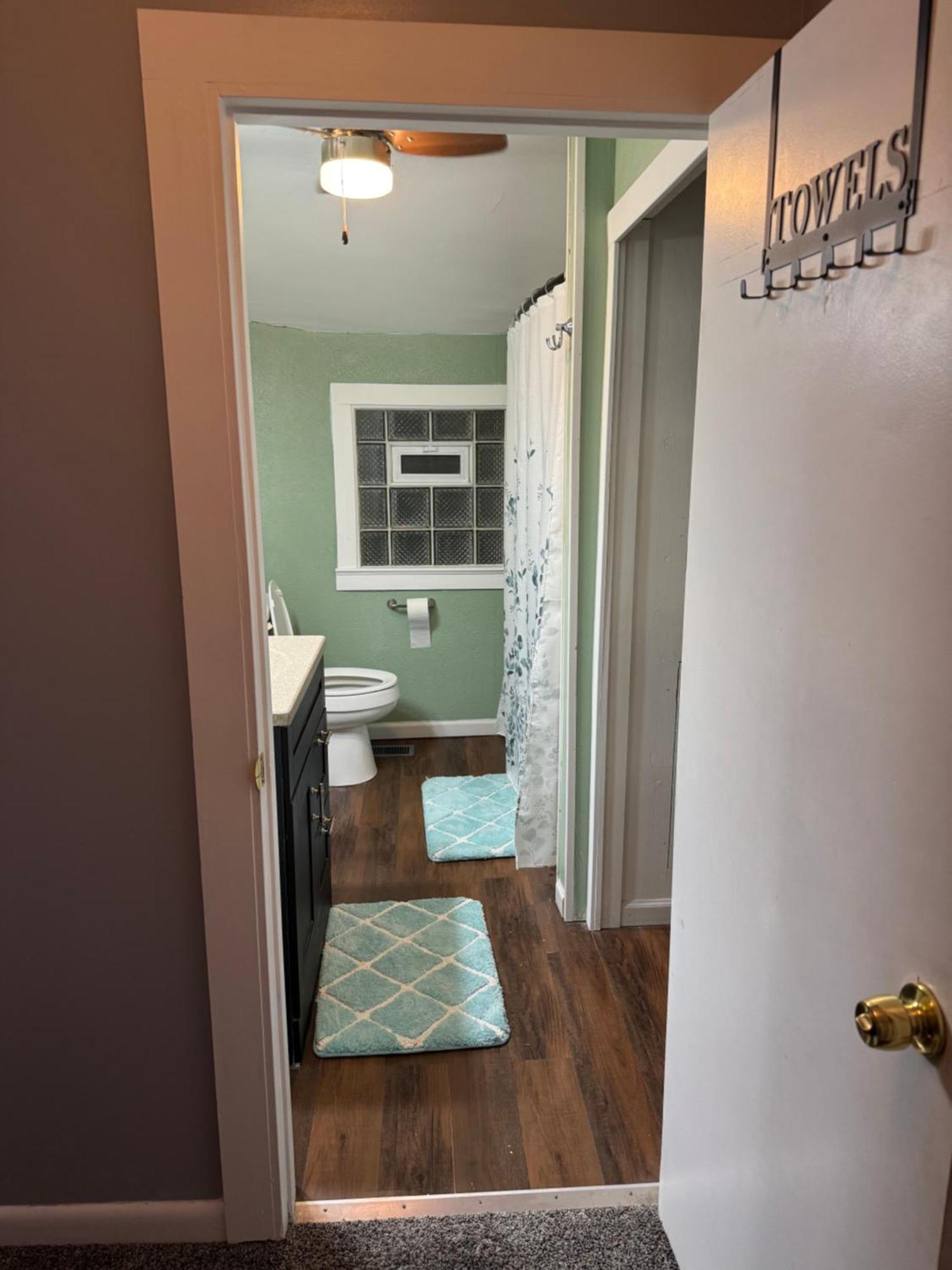 Ferienhaus Charming 3-bedroom House Next To Hollywood Casino! 1 Minute From Interstate 75 Toledo